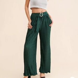 4th & Reckless Emre Plisse Trousers Emerald Green Size Small